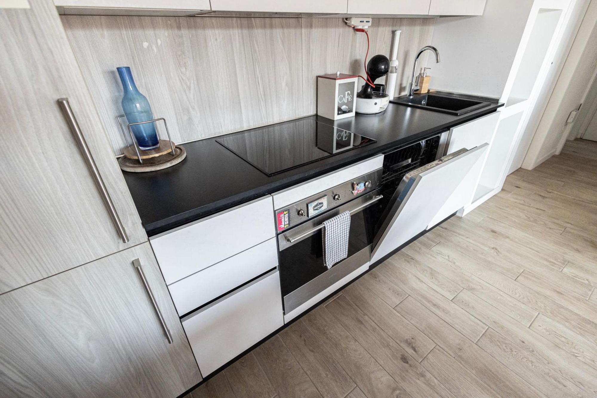 Apartment Splendido Trilocale In Bovisa *